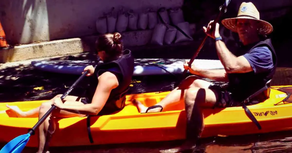 Pros of Tandem Kayaks